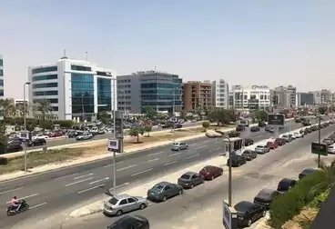 https://aqarmap.com.eg/ar/listing/5013650-for-sale-cairo-new-cairo-90th-street-90th-between-mountain-view-roundabout-and-auc