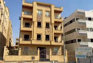 https://aqarmap.com.eg/en/listing/5013903-for-sale-cairo-badr-city-hai-el-ashgar-featured-neighborhood-bait-el-watan-rd