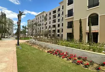 Apartment with Garden For sale in Village West Compound - Dorra