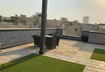 Penthouse For rent in 90 Avenue Compound - Tabarak