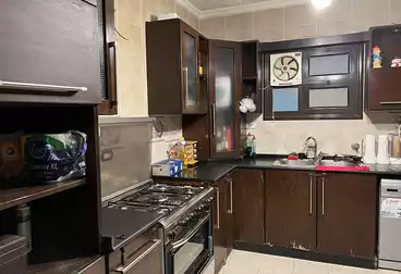 https://aqarmap.com.eg/ar/listing/5041514-for-rent-cairo-el-maadi-zahraa-el-maadi-al-khamseen-st