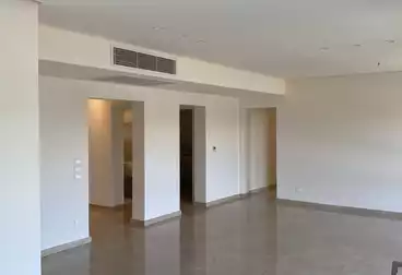 Super lux 3 bedroom apartment for rent in Sodic east town