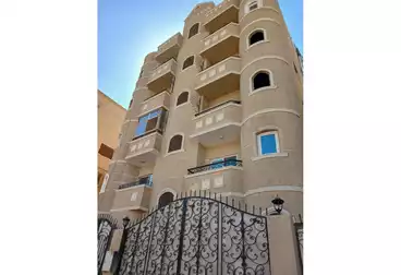 https://aqarmap.com.eg/ar/listing/5076068-for-sale-cairo-new-cairo-south-investors-el-nasr-st