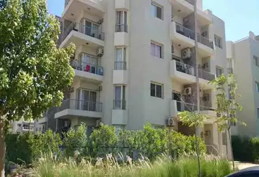 Apartment with Garden For rent in The Address Compound - Dorra