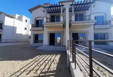 Villa for sale 253 meters in installments until 2030, model E3 in Madinaty.