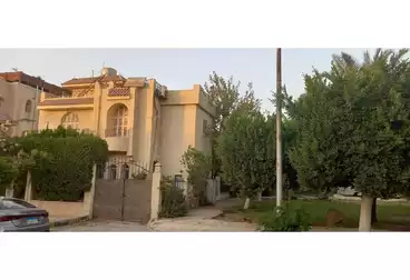 https://aqarmap.com.eg/ar/listing/5102011-for-sale-cairo-el-shorouk-compounds-daheyet-el-nakheel