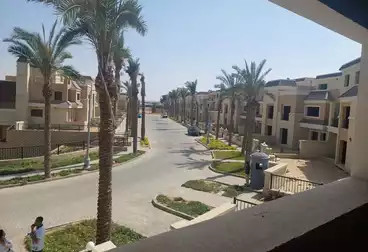 Resale Penthouse 4BR Ready To Move in Sarai Al Mostakbel City