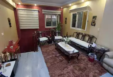 Duplex with garden for sale, 240 sqm ready to move in, in Fifth District