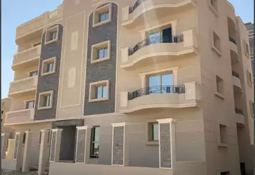 Apartment with Garden For sale - 3 rooms - floor 0