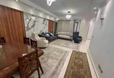 Furnished Apartment For sale - 3 rooms - floor 4