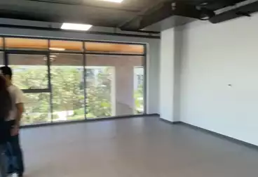 Administrative For rent - 3 rooms - floor 2