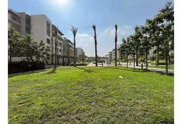 Apartment with Garden For sale - 2 rooms - floor 0