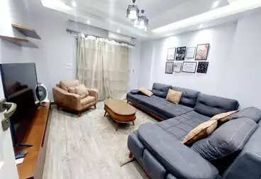 Furnished Apartment For rent - 3 rooms - floor 4