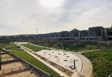 شقق للبيع - 3 غرف - بالدور 0