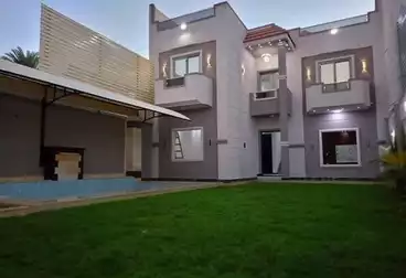 Garden Villa For sale - 6 rooms