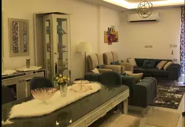Furnished Apartment For rent - 3 rooms - floor 10