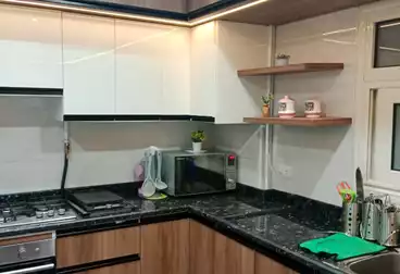 Apartments For sale - 5 rooms - floor 1