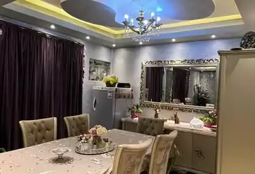 Apartments For sale - 3 rooms - floor 8
