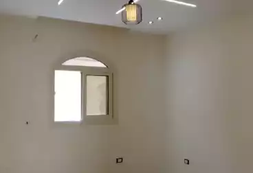 Apartments For sale - 2 rooms - floor 1