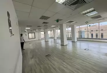 Offices For rent - 6 rooms - floor 5