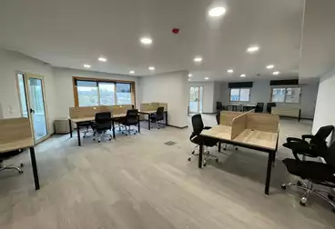Administrative For rent - 4 rooms - floor 4