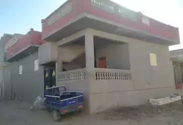 Building For sale - 3 rooms