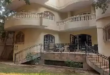 Separate Villa For sale - 8 rooms