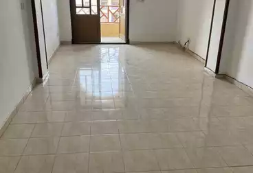 Apartments For sale - 2 rooms - floor 5