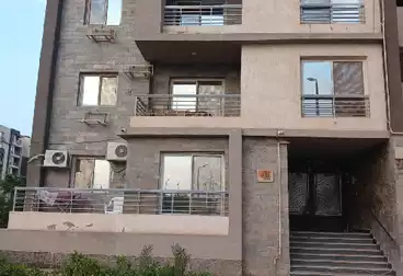 Apartments For sale - 3 rooms - floor 2