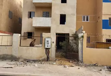 منزل / بيت للبيع - 6 غرف