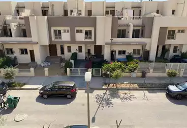 Town House For sale - 3 rooms