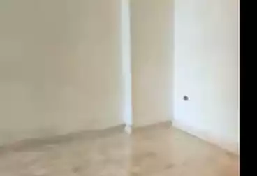 Apartments For sale - 2 rooms - floor 5
