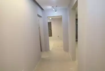 Apartments For rent - 3 rooms - floor 7