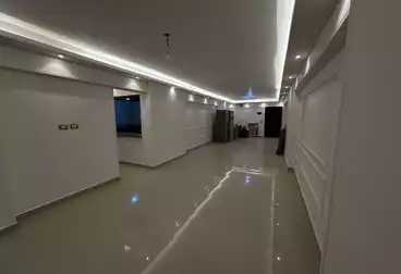 Apartments For sale - 3 rooms - floor 5