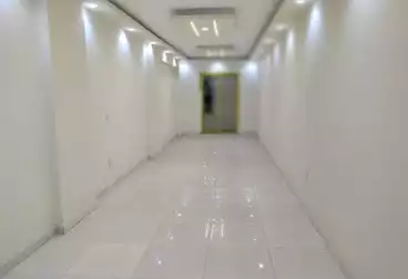 Apartments For sale - 3 rooms - floor 1
