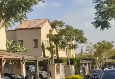 Villas For sale - 4 rooms