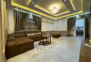 شقق للبيع - 3 غرف - بالدور 8