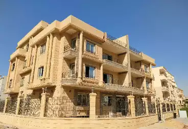 Apartments For sale - 3 rooms - floor 2