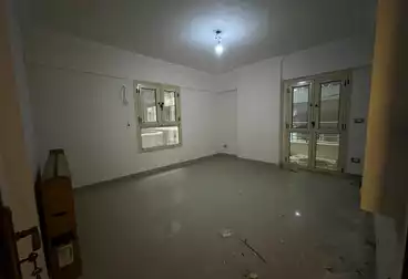 Apartments For sale - 3 rooms - floor 1