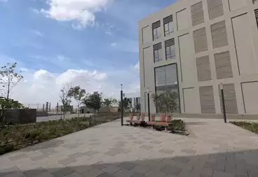 Administrative For rent - 4 rooms - floor 1
