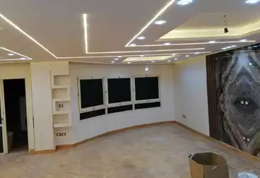 Apartments For rent - 3 rooms - floor 8