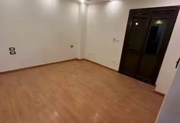 Apartments For sale - 3 rooms - floor 4