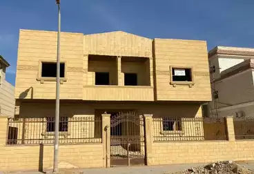 Separate Villa For sale - 8 rooms
