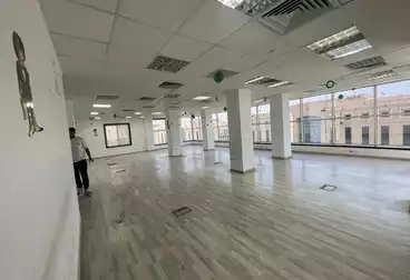 Offices For rent - 6 rooms - floor 4