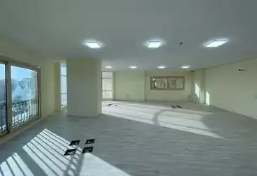 Offices For rent - 7 rooms - floor 2