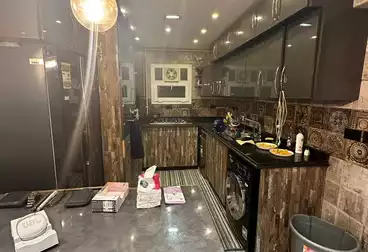 Apartments For sale - 5 rooms - floor 9