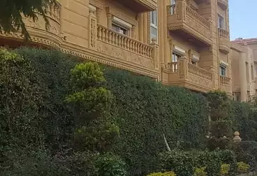 Apartment with Garden For sale - 3 rooms - floor 0