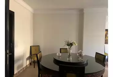 شقق للبيع - 3 غرف - بالدور 1