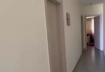 Apartments For sale - 3 rooms - floor 1