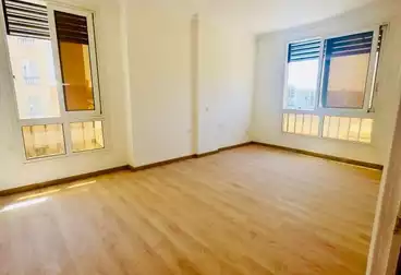 Apartments For sale - 3 rooms - floor 3